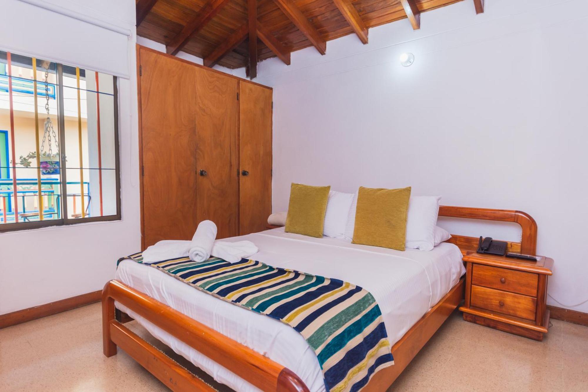 Hotel Guatatur Guatapé Eksteriør bilde