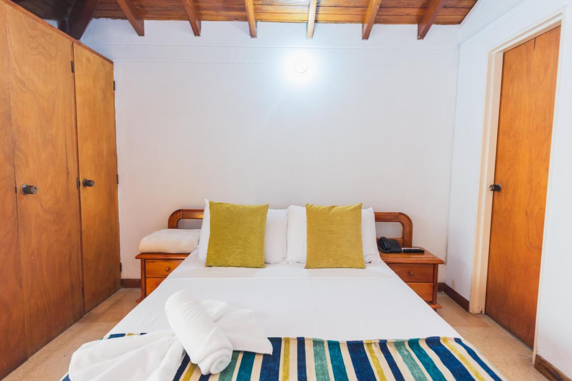 Hotel Guatatur Guatapé Eksteriør bilde