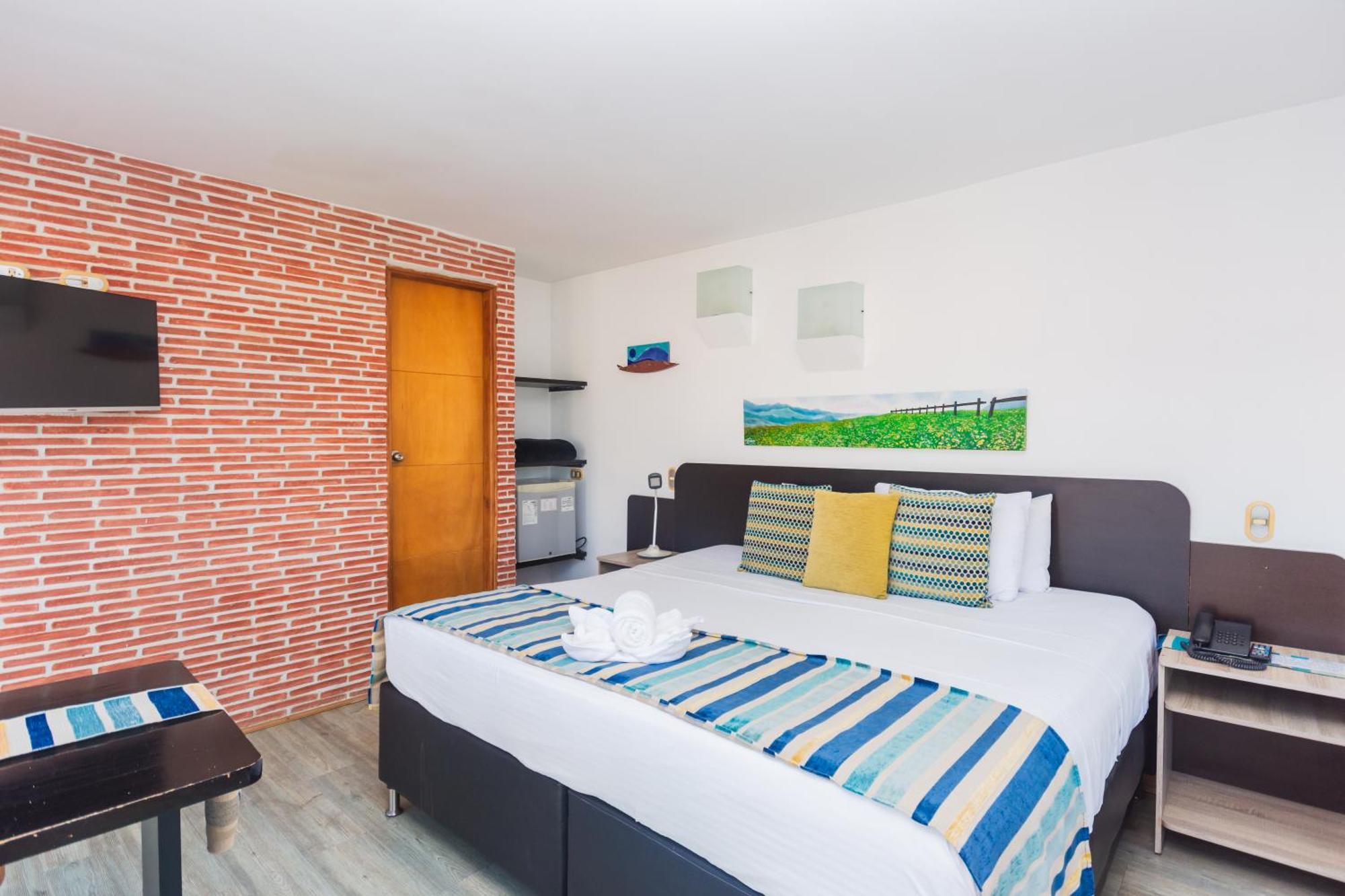 Hotel Guatatur Guatapé Eksteriør bilde