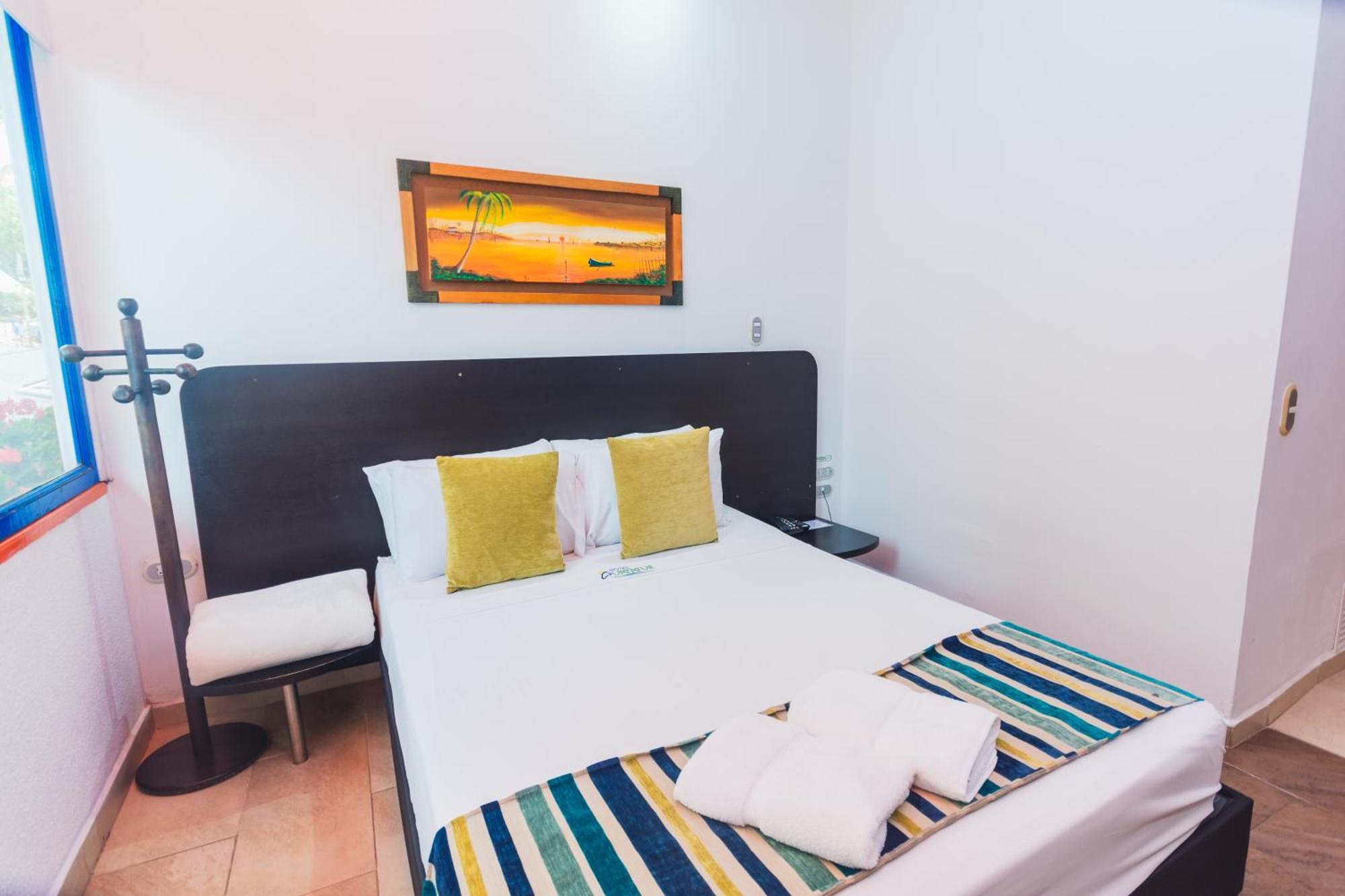 Hotel Guatatur Guatapé Eksteriør bilde