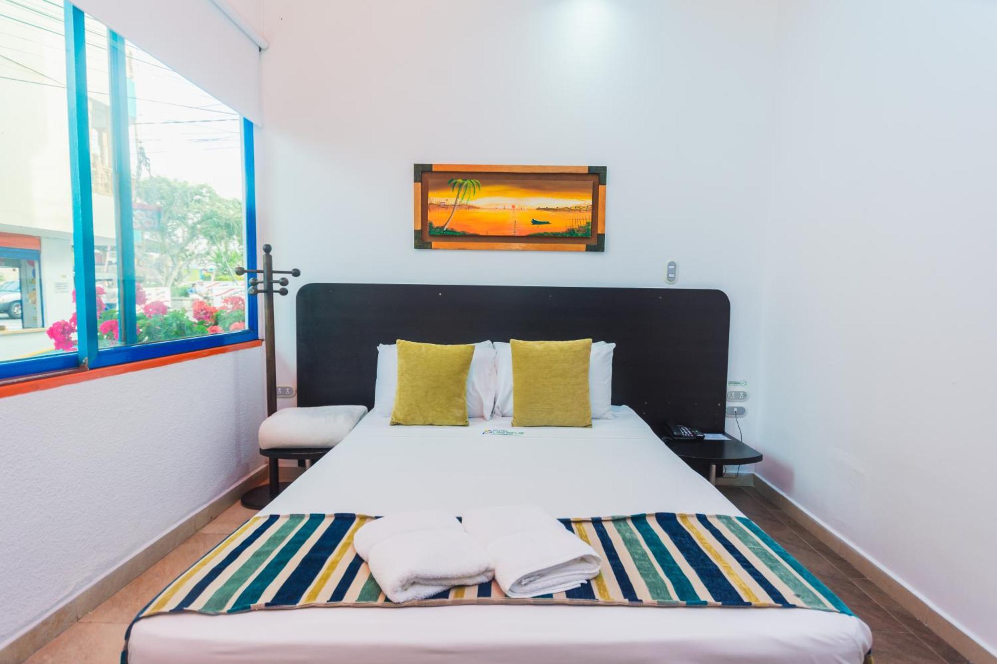 Hotel Guatatur Guatapé Eksteriør bilde