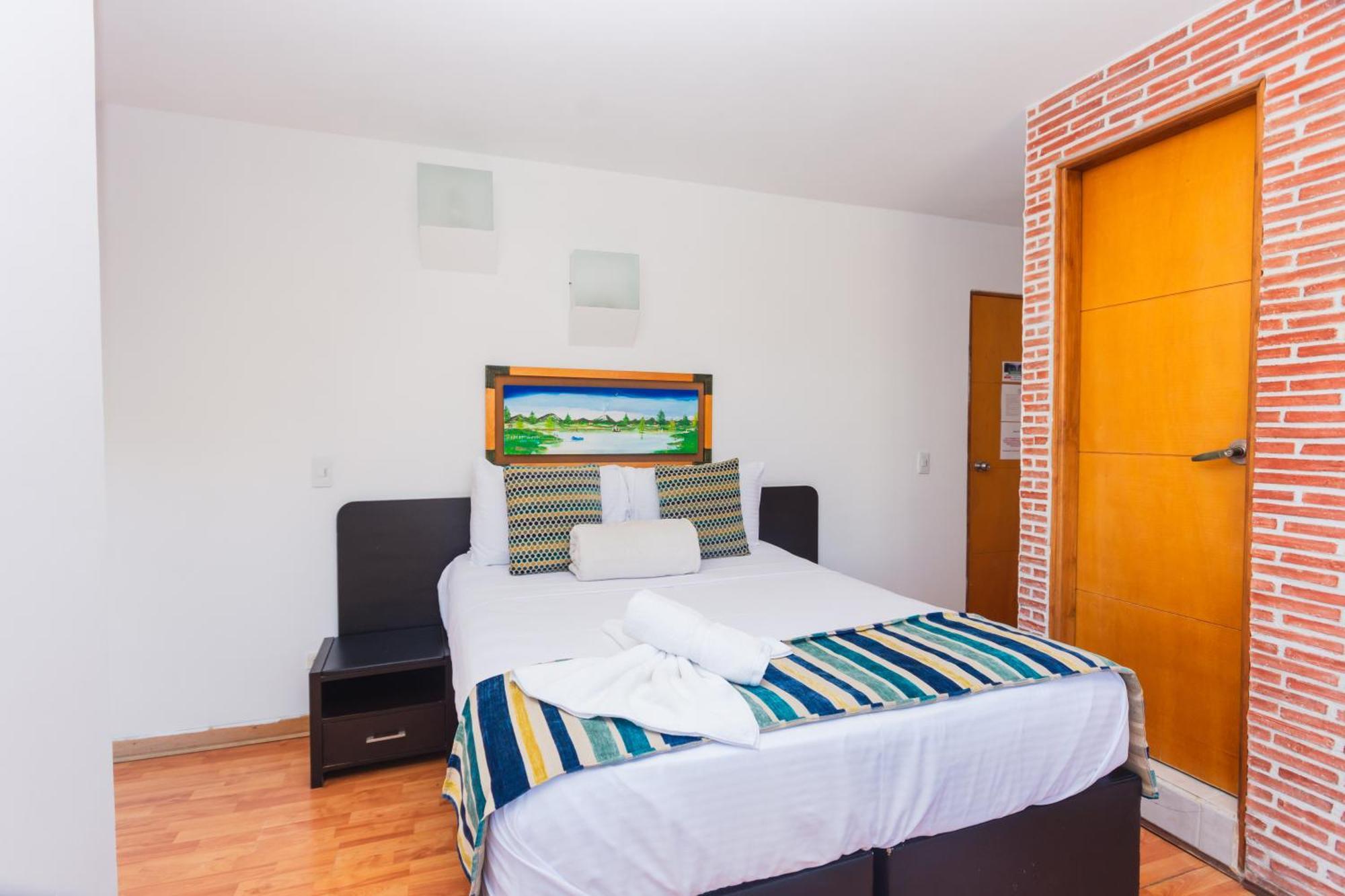 Hotel Guatatur Guatapé Eksteriør bilde