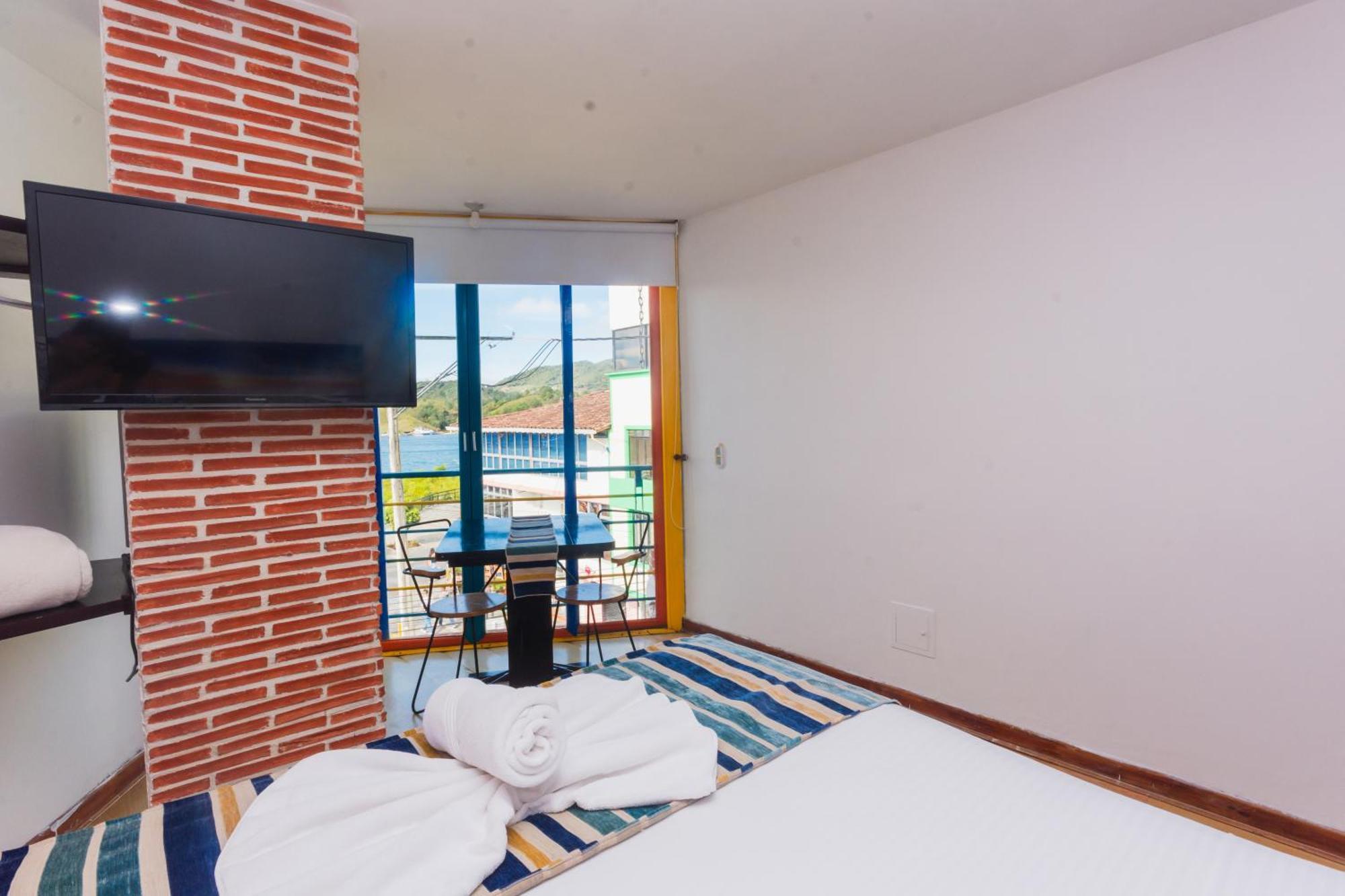 Hotel Guatatur Guatapé Eksteriør bilde