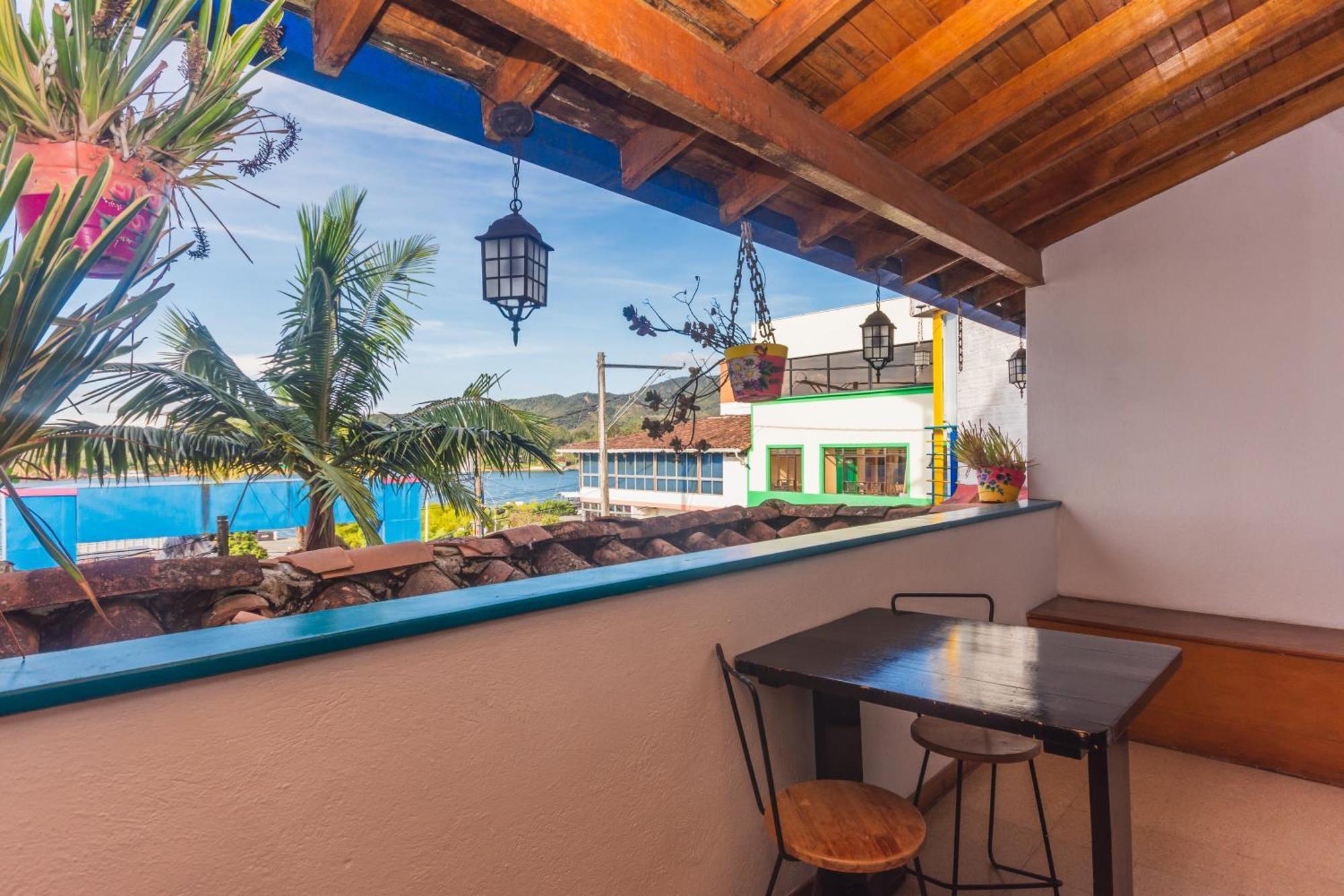 Hotel Guatatur Guatapé Eksteriør bilde