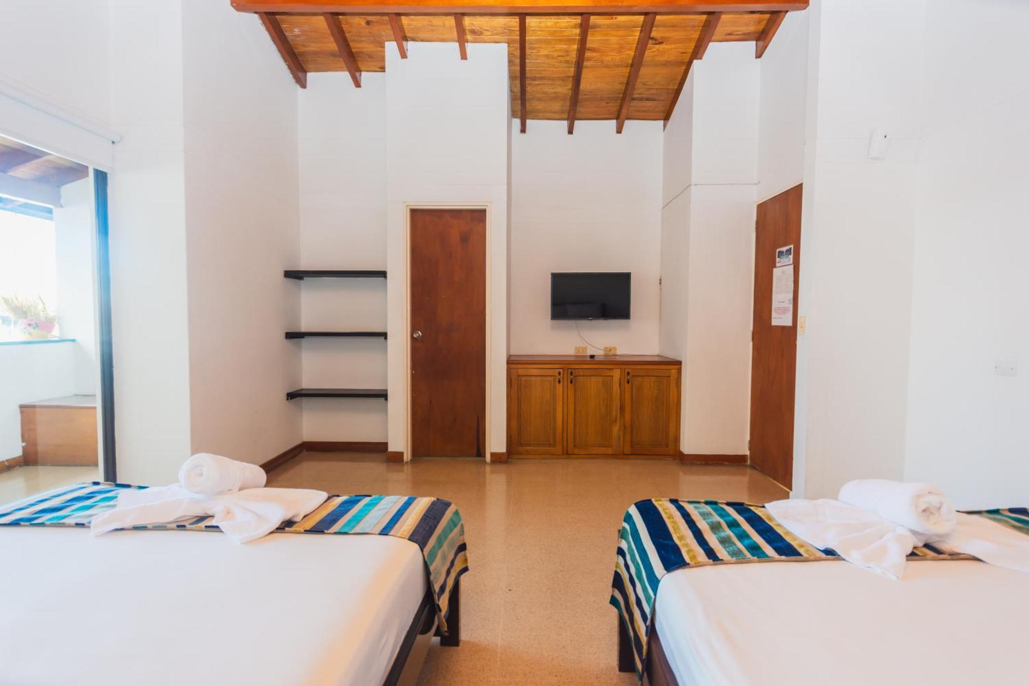 Hotel Guatatur Guatapé Eksteriør bilde